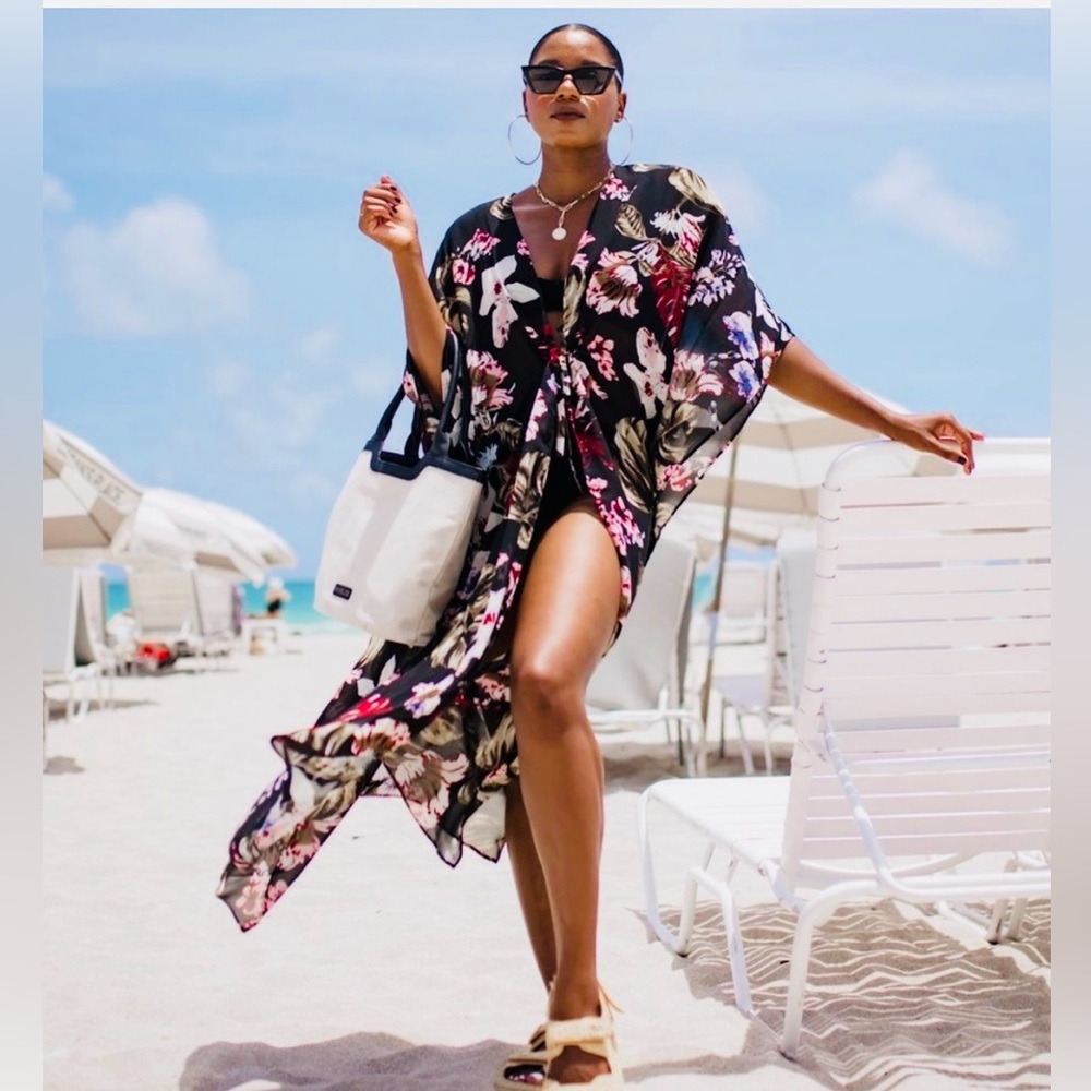 WALTER BAKER Tulum caftan duster floral beach cover up